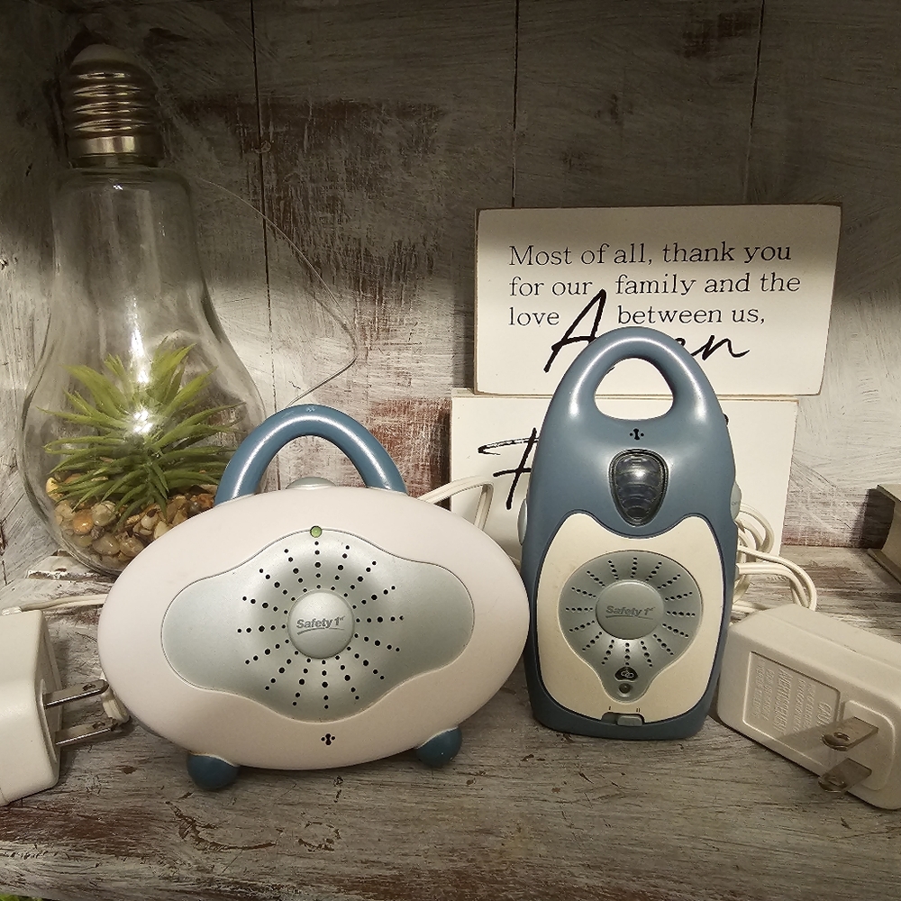 Safety 1st Baby Monitor First Sight and Sound